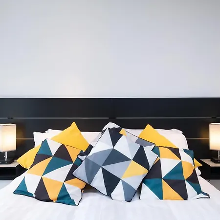 Apartment Center Studio - Spanish Arch
